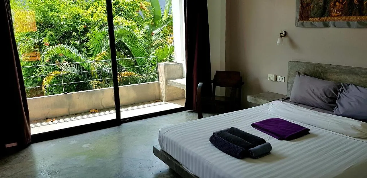 Sairee Sairee Guesthouse Ko Tao 3*,